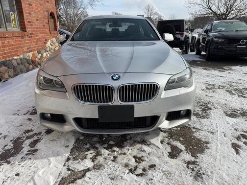 2012 BMW 550 i xDrive