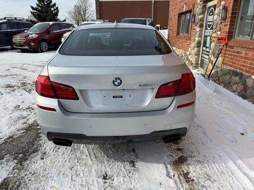 2012 BMW 550 i xDrive