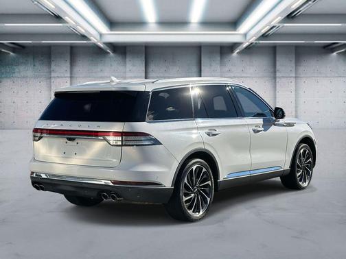2023 Lincoln Aviator Reserve AWD