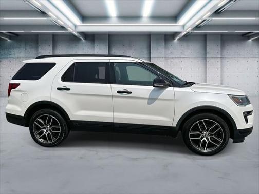 2019 Ford Explorer Sport