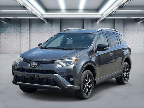 2017 Toyota RAV4 SE