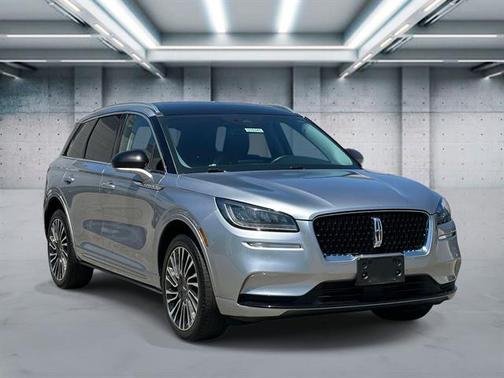 Silver Radiance Metallic Clearcoat 2022 Lincoln Corsair Standard