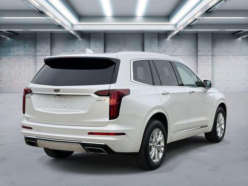 2021 Cadillac XT6 Luxury AWD