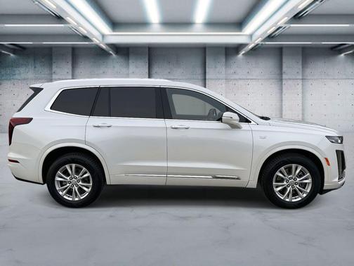 2021 Cadillac XT6 Luxury AWD