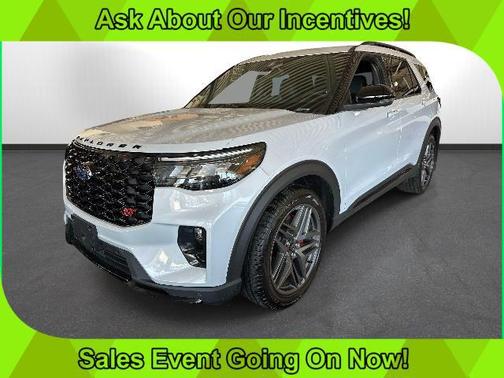 Space White Metallic 2026 Ford Explorer ST