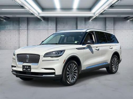 Ceramic Pearl Metallic Tri-Coat 2022 Lincoln Aviator Standard AWD