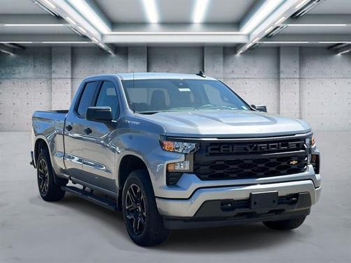 Sterling Gray Metallic 2024 Chevrolet Silverado 1500 Custom