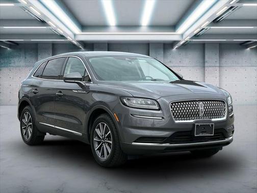 2022 Lincoln Nautilus Standard
