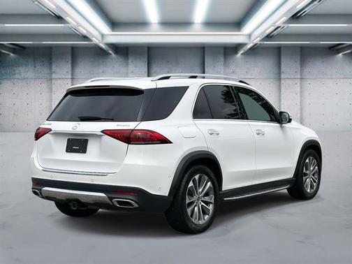 Polar White 2022 Mercedes-Benz GLE 350 4MATIC