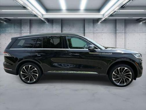 2023 Lincoln Aviator Reserve AWD