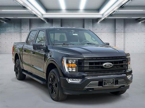 Agate Black 2023 Ford F-150 XLT