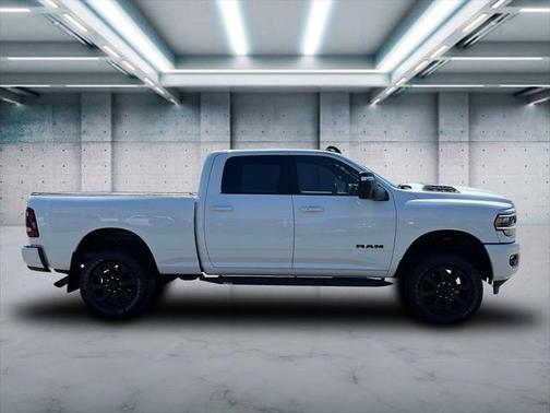 2023 RAM 2500 Laramie Crew Cab 4x4 6'4' Box