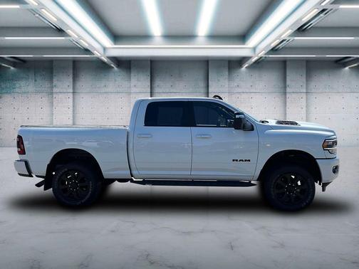 2023 RAM 2500 Laramie Crew Cab 4x4 6'4' Box