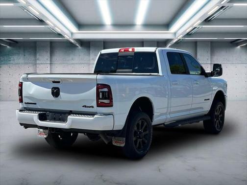 2023 RAM 2500 Laramie Crew Cab 4x4 6'4' Box
