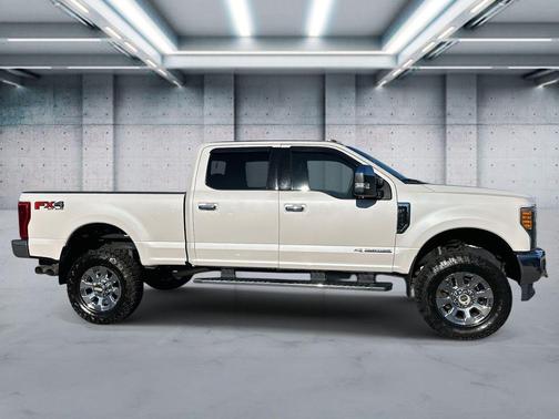 2017 Ford F-350 Lariat