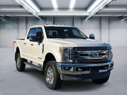 2017 Ford F-350 Lariat