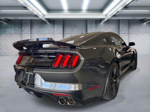 2020 Ford Shelby GT350 Base