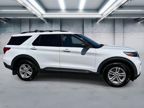WHITE 2020 Ford Explorer XLT