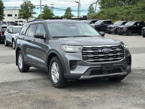 Carbonized Gray Metallic 2026 Ford Explorer Active