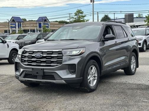Carbonized Gray Metallic 2026 Ford Explorer Active
