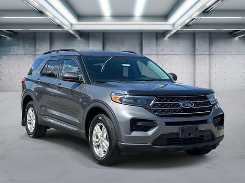 Carbonized Gray Metallic 2023 Ford Explorer XLT