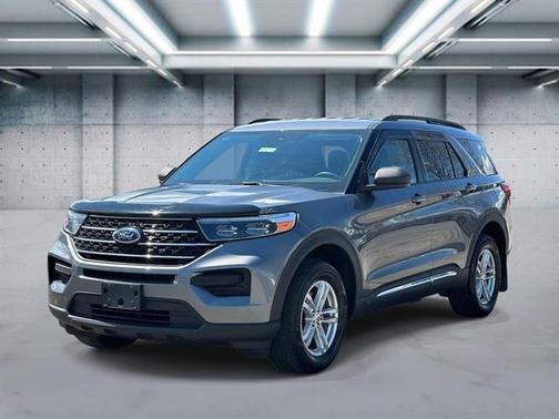 Carbonized Gray Metallic 2023 Ford Explorer XLT