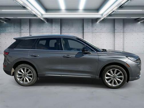GY 2022 Lincoln Corsair Standard