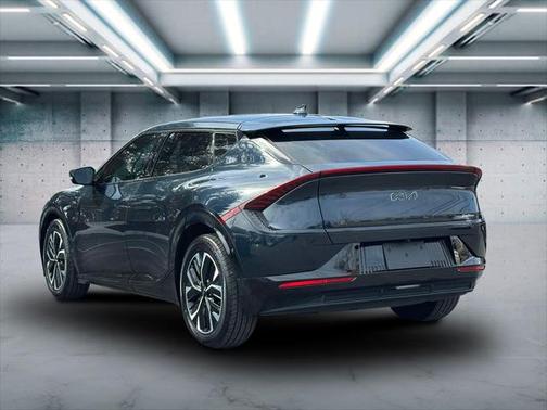 2022 Kia EV6 Wind
