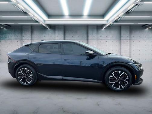 2022 Kia EV6 Wind