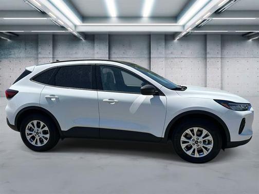 Oxford White 2025 Ford Escape Active