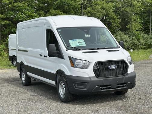 Oxford White 2026 Ford Transit-250 Base