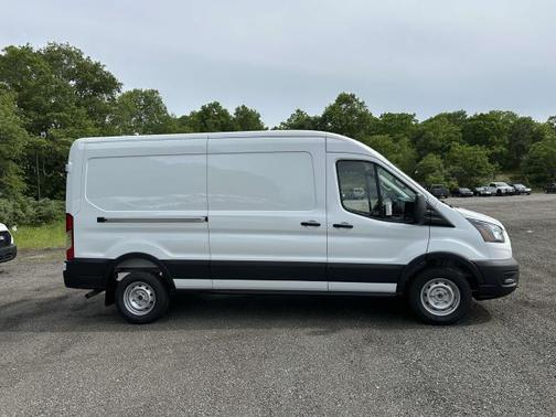 Oxford White 2026 Ford Transit-250 Base