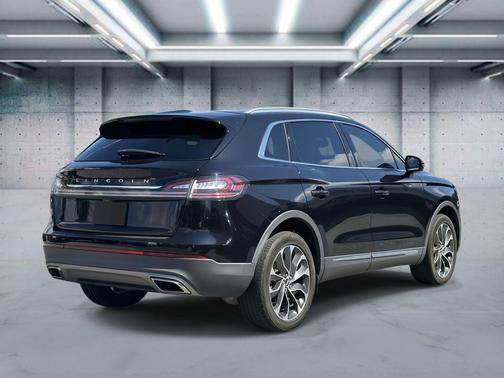 2021 Lincoln Nautilus Reserve