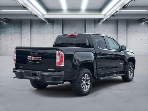 2022 GMC Canyon AT4