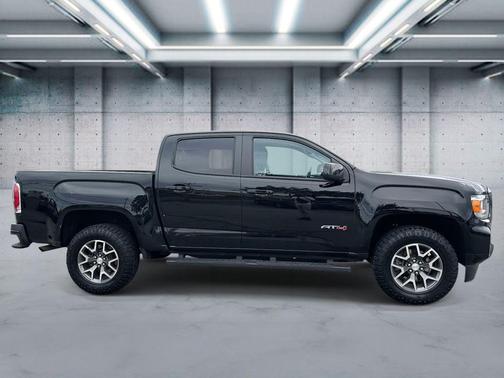 2022 GMC Canyon AT4