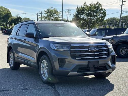 Carbonized Gray Metallic 2026 Ford Explorer Active