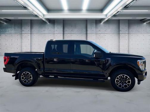 Agate Black 2023 Ford F-150 XLT