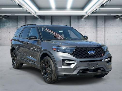 Carbonized Gray Metallic 2023 Ford Explorer ST