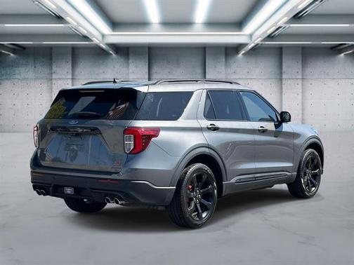 Carbonized Gray Metallic 2023 Ford Explorer ST