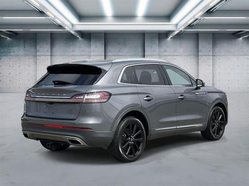 Asher Gray Metallic Clearcoat 2022 Lincoln Nautilus Reserve