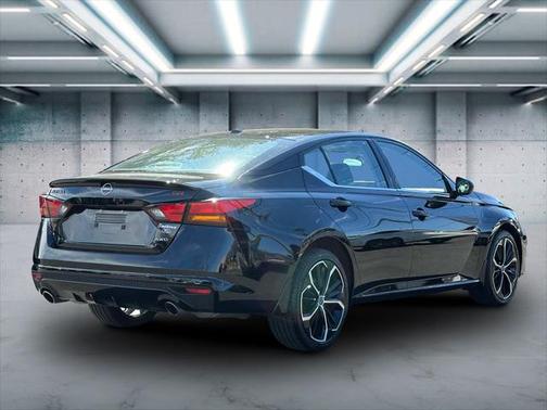 2024 Nissan Altima SR Intelligent AWD
