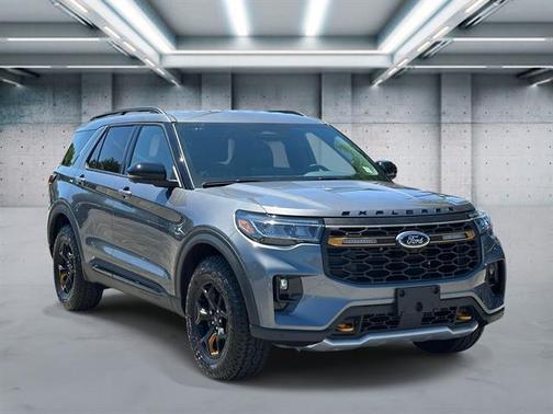 Carbonized Gray Metallic 2026 Ford Explorer Tremor