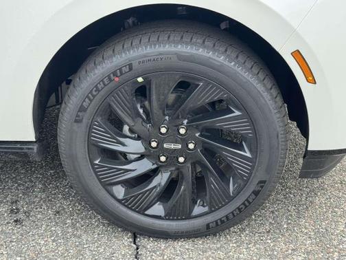 Pristine White Metallic Tri-Coat 2026 Lincoln Navigator Reserve