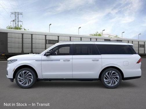 2025 Lincoln Navigator Reserve