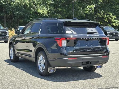 Agate Black Metallic 2026 Ford Explorer Active