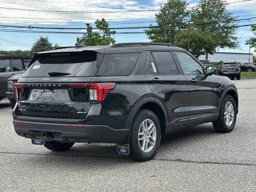 Agate Black Metallic 2026 Ford Explorer Active