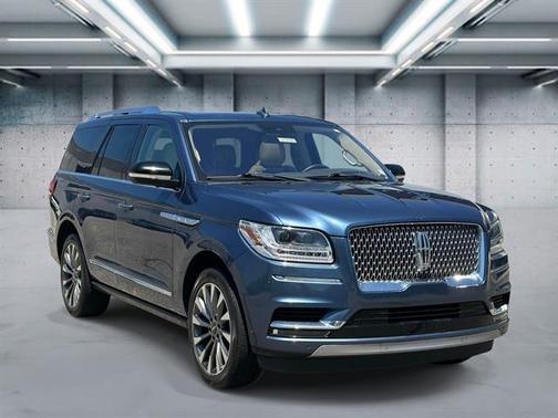 Blue Diamond 2020 Lincoln Navigator Reserve