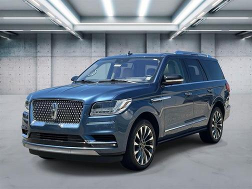 Blue Diamond 2020 Lincoln Navigator Reserve