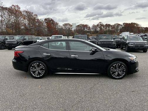 2017 Nissan Maxima 3.5 Platinum