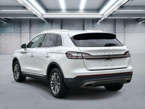 2021 Lincoln Nautilus Standard